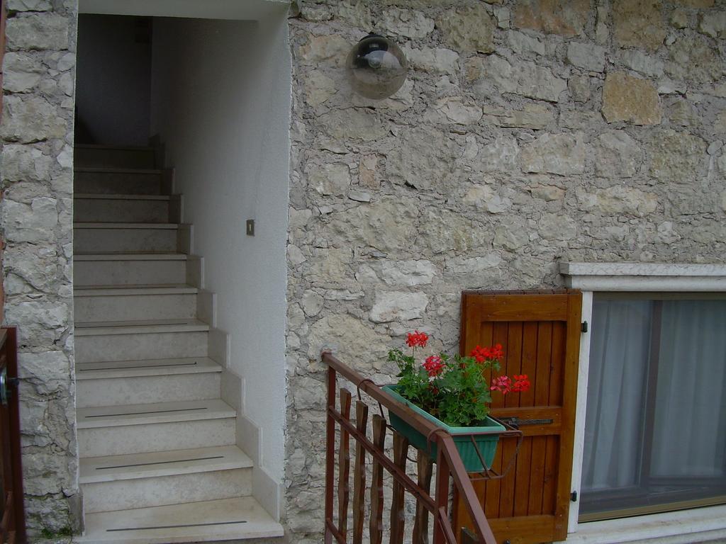 Casa Mary Διαμέρισμα Brenzone sul Garda Δωμάτιο φωτογραφία
